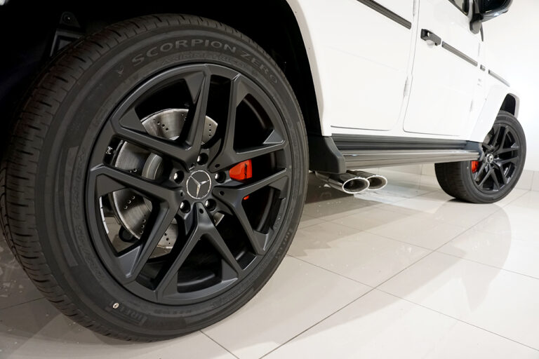 2023年式 メルセデスAMG G63 manufakturプログラム+ ダーク ナイトパッケージ オパリスホワイト MQ3822