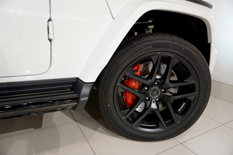 2023年式 メルセデスAMG G63 manufakturプログラム+ ダーク ナイトパッケージ オパリスホワイト MQ3822