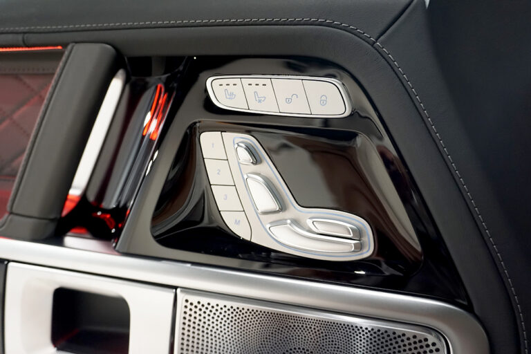 2023年式 メルセデスAMG G63 manufakturプログラム+ ダーク ナイトパッケージ オパリスホワイト MQ3822