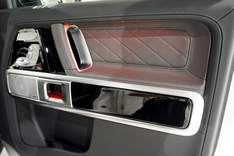 2023年式 メルセデスAMG G63 manufakturプログラム+ ダーク ナイトパッケージ オパリスホワイト MQ3822