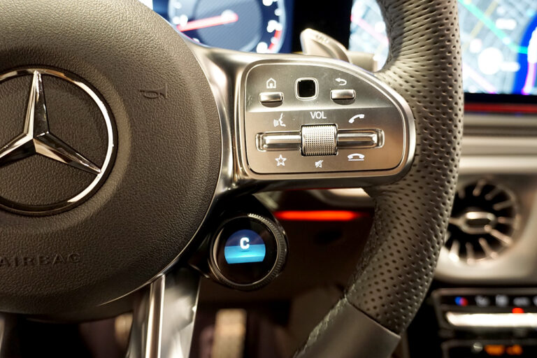 2023年式 メルセデスAMG G63 manufakturプログラム+ ダーク ナイトパッケージ オパリスホワイト MQ3822