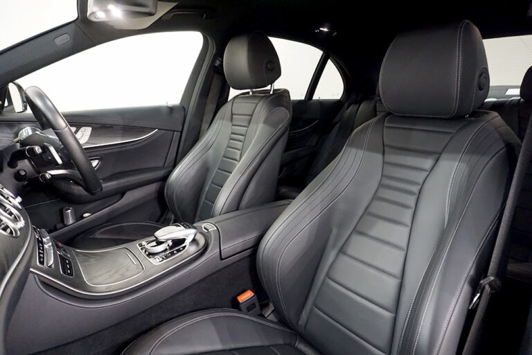 2018年式 メルセデスベンツ E250アバンギャルドスポーツ ダイヤモンドホワイト MQ3844