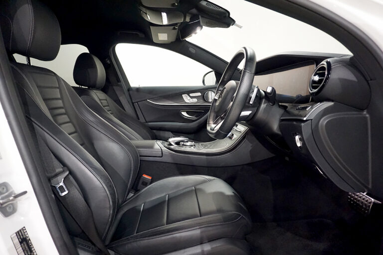 2018年式 メルセデスベンツ E250アバンギャルドスポーツ ダイヤモンドホワイト MQ3844