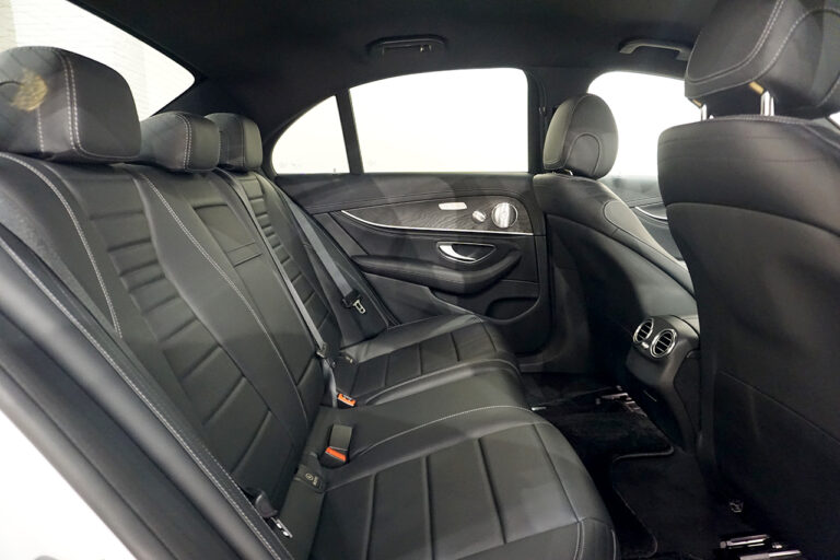 2018年式 メルセデスベンツ E250アバンギャルドスポーツ ダイヤモンドホワイト MQ3844