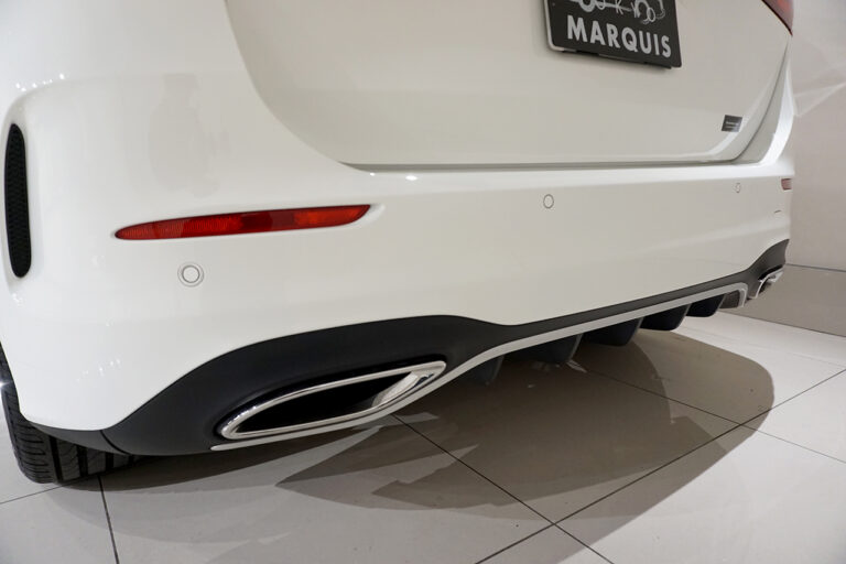 メルセデスベンツ B180 AMGライン ポーラーホワイト MQ3847