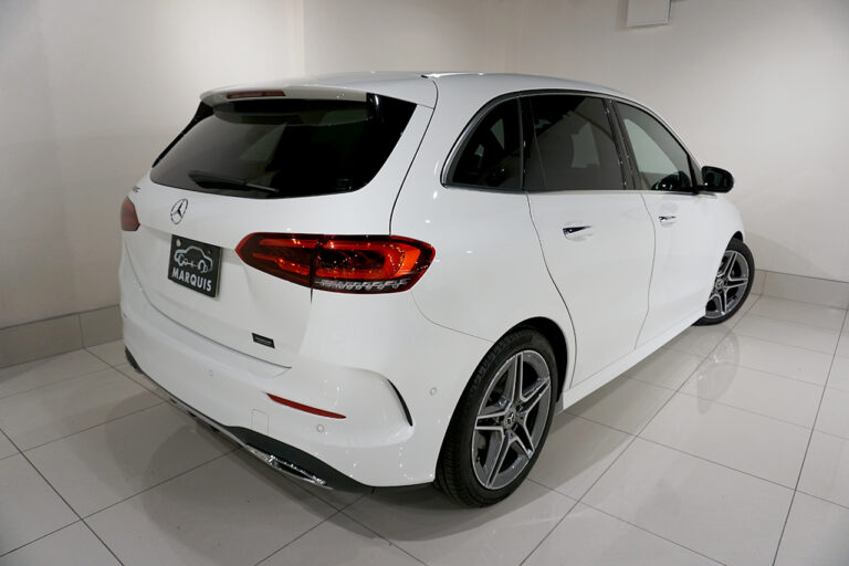 メルセデスベンツ B180 AMGライン ポーラーホワイト MQ3847