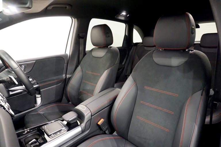 メルセデスベンツ B180 AMGライン ポーラーホワイト MQ3847