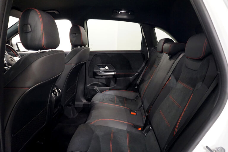 メルセデスベンツ B180 AMGライン ポーラーホワイト MQ3847
