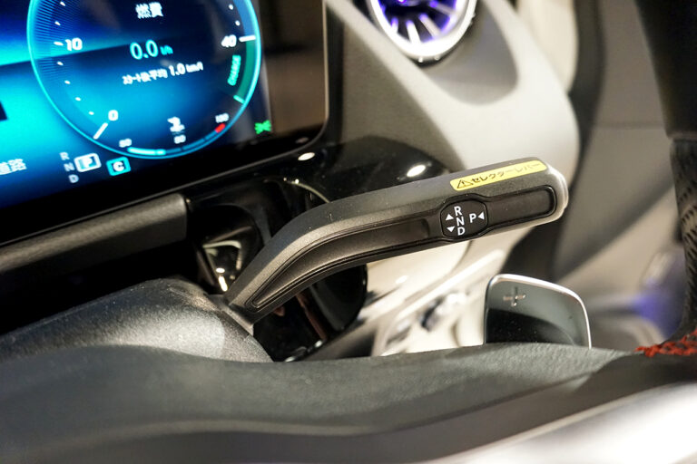 メルセデスベンツ B180 AMGライン ポーラーホワイト MQ3847