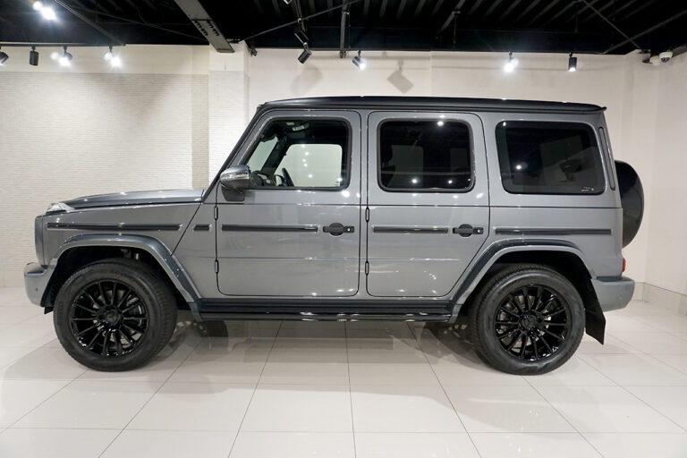 2022年式 メルセデスベンツ G350d AMGライン ダークステルス ラグジュアリーパッケージ セレナイトグレー MQ4167