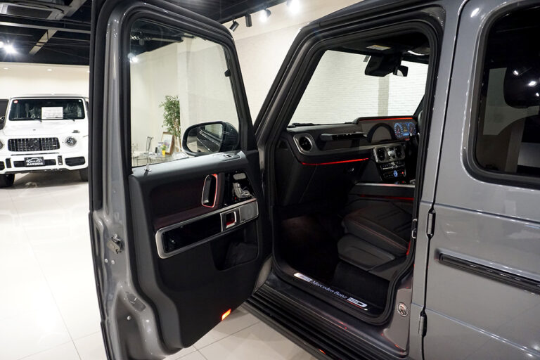 2022年式 メルセデスベンツ G350d AMGライン ダークステルス ラグジュアリーパッケージ セレナイトグレー MQ4167