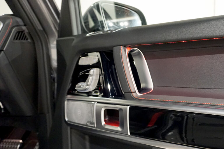 2022年式 メルセデスベンツ G350d AMGライン ダークステルス ラグジュアリーパッケージ セレナイトグレー MQ4167