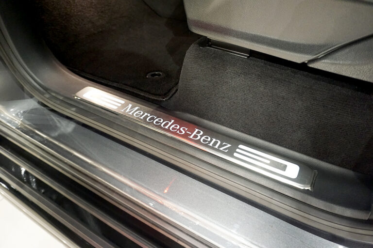 2022年式 メルセデスベンツ G350d AMGライン ダークステルス ラグジュアリーパッケージ セレナイトグレー MQ4167