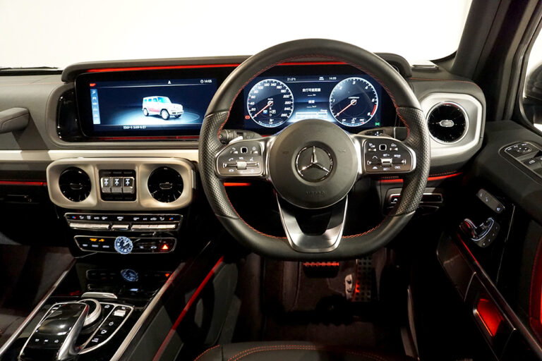 2022年式 メルセデスベンツ G350d AMGライン ダークステルス ラグジュアリーパッケージ セレナイトグレー MQ4167