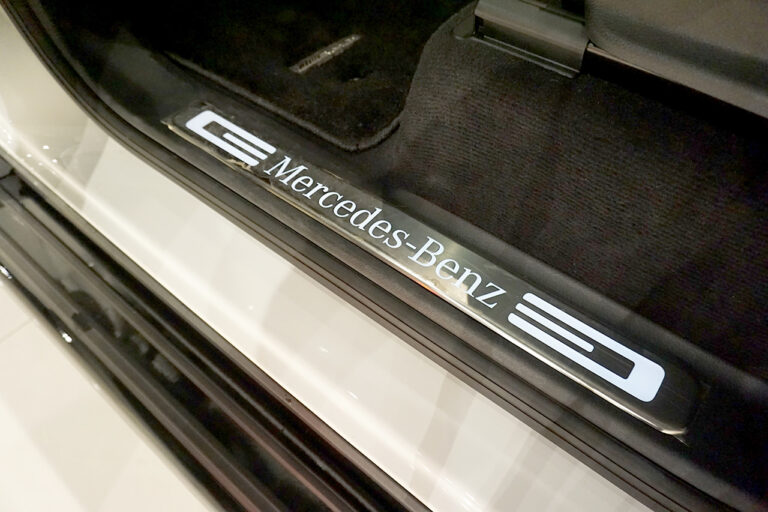 2021年式 メルセデスベンツ G350d AMGライン ダークプラチナ ラグジュアリーPKG ポーラーホワイト MQ3918