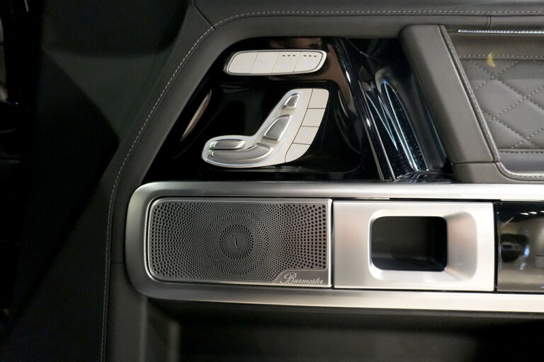 2023年式 メルセデスベンツ G400d ダークブラック manufakturプログラムプラス オブシディアンブラック MQ4235