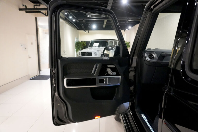 2023年式 メルセデスベンツ G400d ダークブラック manufakturプログラムプラス オブシディアンブラック MQ4235