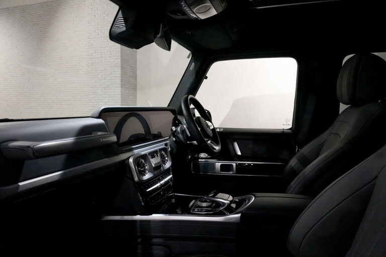 2023年式 メルセデスベンツ G400d ダークブラック manufakturプログラムプラス オブシディアンブラック MQ4235