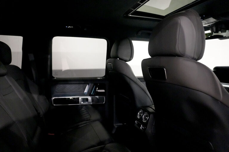 2023年式 メルセデスベンツ G400d ダークブラック manufakturプログラムプラス オブシディアンブラック MQ4235