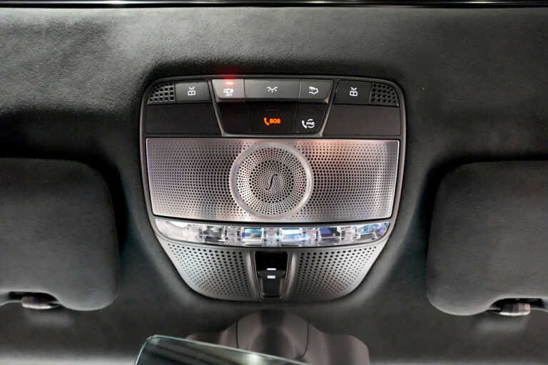 2023年式 メルセデスベンツ G400d ダークブラック manufakturプログラムプラス オブシディアンブラック MQ4235