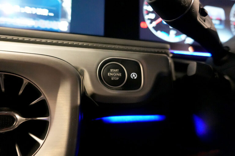 2023年式 メルセデスベンツ G400d ダークブラック manufakturプログラムプラス オブシディアンブラック MQ4235