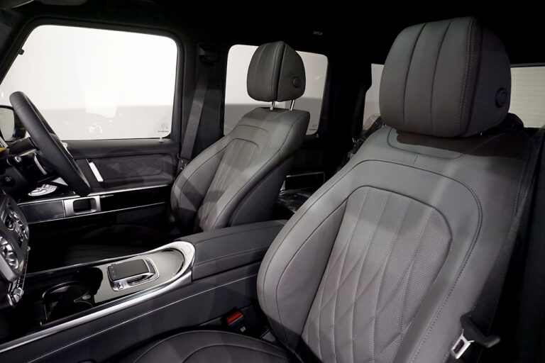2025年式 メルセデスベンツ G450d（ISG搭載モデル）MANUFAKTURプログラムプラス AMGライン オブシディアンブラック MQ4045