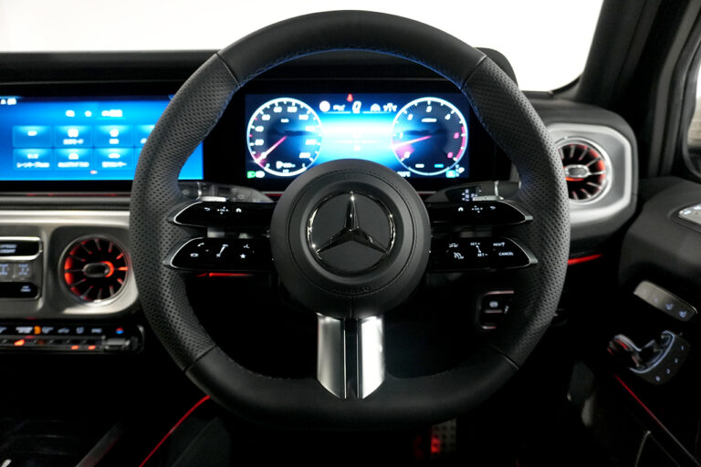 2025年式 MP2025 メルセデスベンツ G450d(ISG搭載) AMGラインPKG MANUFAKTURプログラム トラバーチンベージュ MQ4047