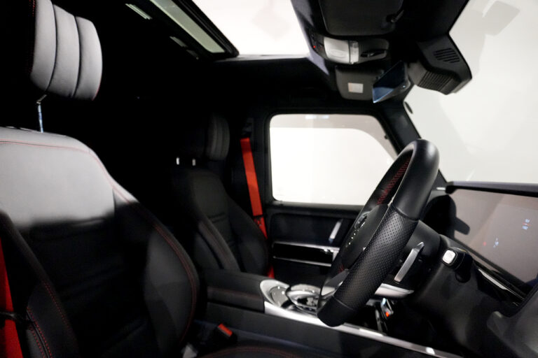2021年式 メルセデスベンツ G350d ダークプラチナ AMGライン ラグジュアリーPKG ポーラーホワイト MQ4069