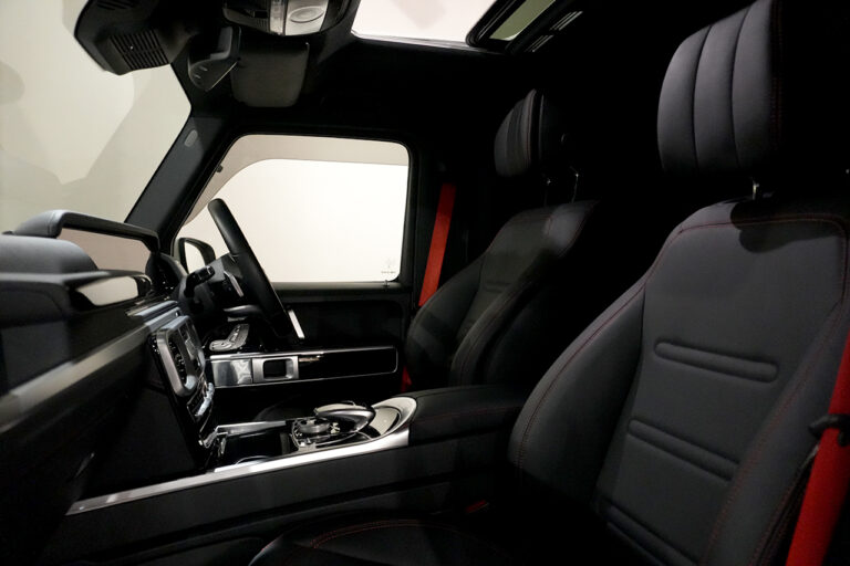 2021年式 メルセデスベンツ G350d ダークプラチナ AMGライン ラグジュアリーPKG ポーラーホワイト MQ4069