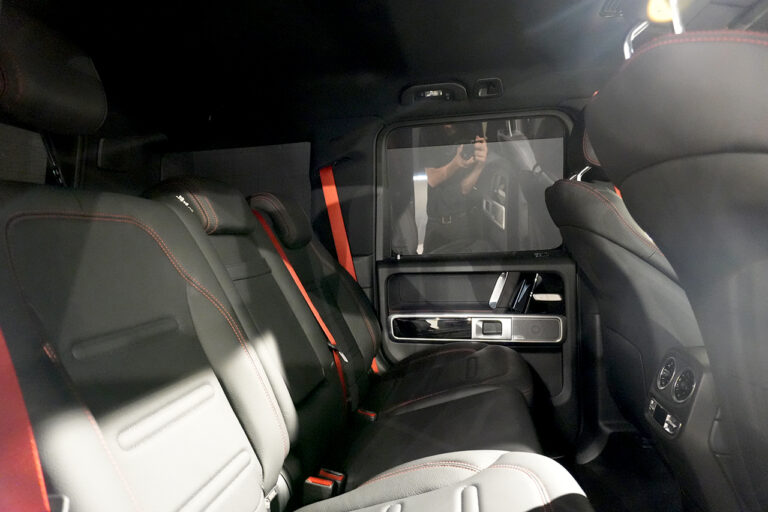 2021年式 メルセデスベンツ G350d ダークプラチナ AMGライン ラグジュアリーPKG ポーラーホワイト MQ4069