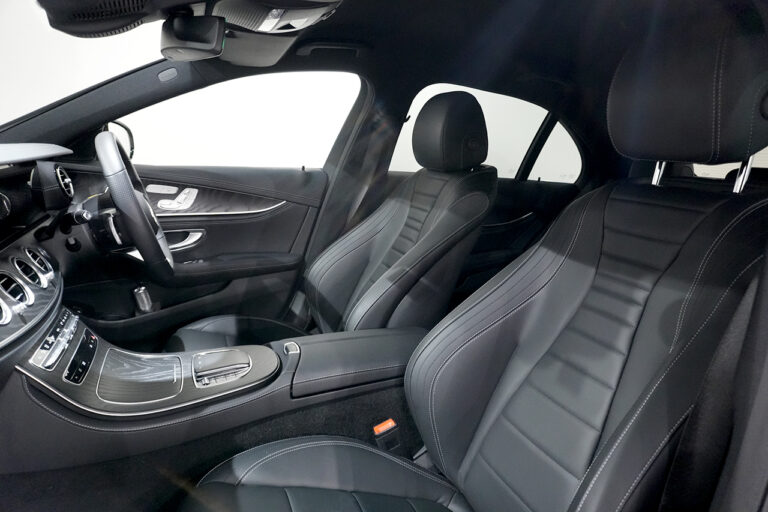 2022年式 メルセデスベンツ E200 Sports BSG搭載モデル エクスクルーシブPKG モハーベシルバー MQ4075