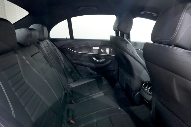 2022年式 メルセデスベンツ E200 Sports BSG搭載モデル エクスクルーシブPKG モハーベシルバー MQ4075