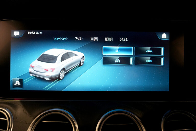 2022年式 メルセデスベンツ E200 Sports BSG搭載モデル エクスクルーシブPKG モハーベシルバー MQ4075