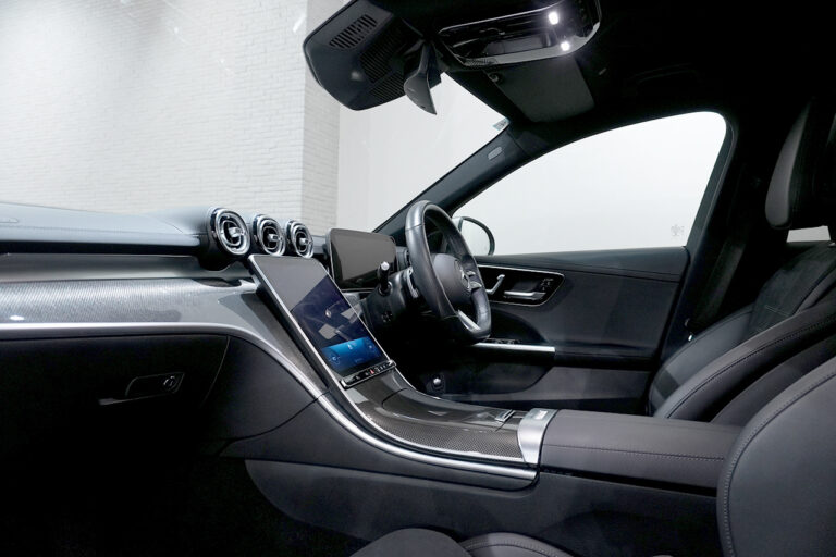 2022年式 メルセデスベンツ C220d アバンギャルド ISG搭載モデル AMGライン モハーベシルバー MQ4078