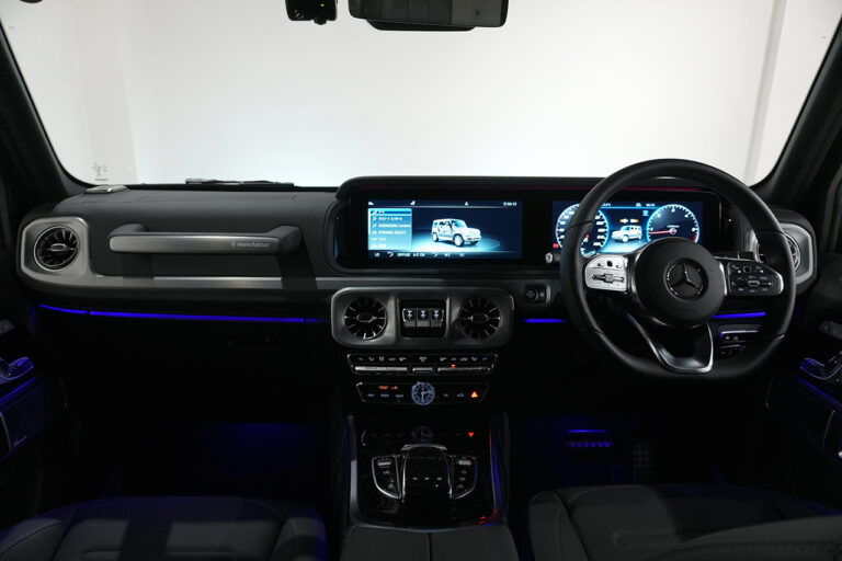 2023年式 メルセデスベンツ G400d ダークプラチナ manufakturプログラム AMGライン オパリスホワイト MQ4079