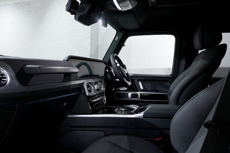 2023年式 メルセデスベンツ G400d ダークプラチナ manufakturプログラム AMGライン オパリスホワイト MQ4079