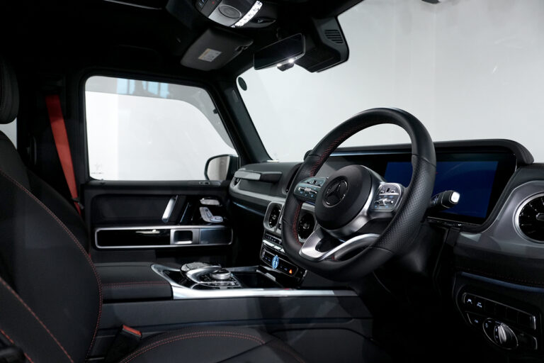 2020年式 メルセデスベンツ G350d ダークステルス AMGライン ラグジュアリーPKG セレナイトグレー MQ4080