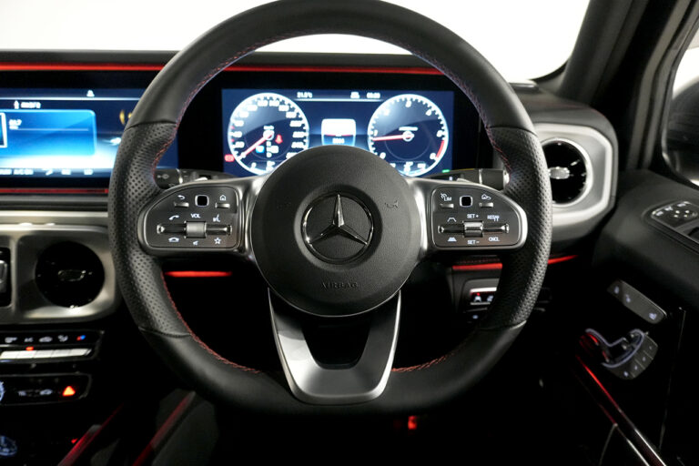 2020年式 メルセデスベンツ G350d ダークステルス AMGライン ラグジュアリーPKG セレナイトグレー MQ4080