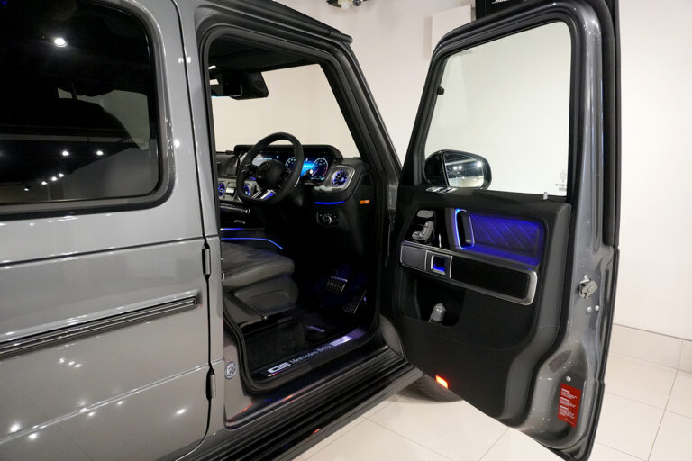 2025年式 メルセデスベンツ G450d ISG搭載モデル ダークステルス AMGライン MANUFAKTURプログラムプラス セレナイトグレー MQ4111