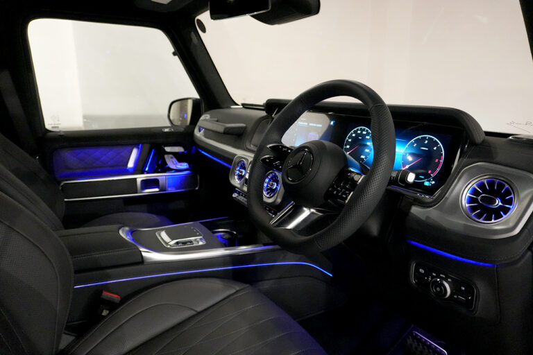 2025年式 メルセデスベンツ G450d ISG搭載モデル ダークステルス AMGライン MANUFAKTURプログラムプラス セレナイトグレー MQ4111