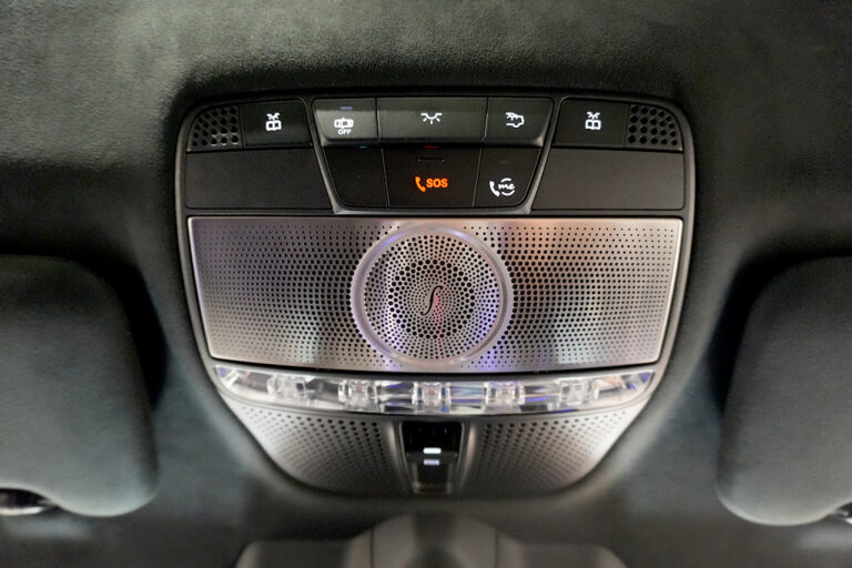 2025年式 メルセデスベンツ G450d ISG搭載モデル ダークステルス AMGライン MANUFAKTURプログラムプラス セレナイトグレー MQ4111