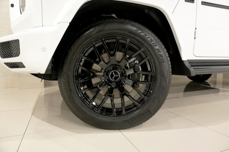 2023年式 メルセデスベンツ G400d ダークプラチナ manufakturプログラム AMGライン オパリスホワイト MQ4079