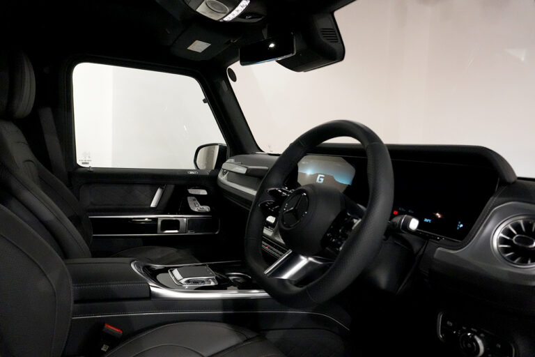 2025年式 メルセデスベンツ G450d ソルトブラック AMGライン MANUFAKTURプログラムプラス オブシディアンブラック MQ4045