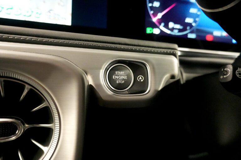2025年式 メルセデスベンツ G450d ソルトブラック AMGライン MANUFAKTURプログラムプラス オブシディアンブラック MQ4045