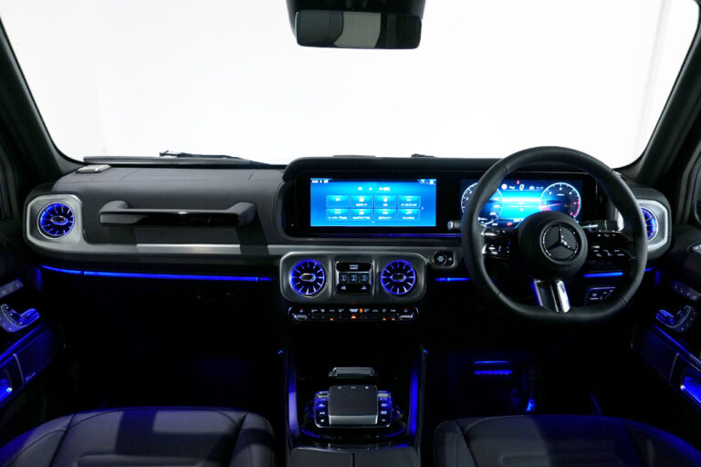 2025年式 メルセデスベンツ G450d MANUFAKTURプログラム AMGライン グラファイト MQ4064