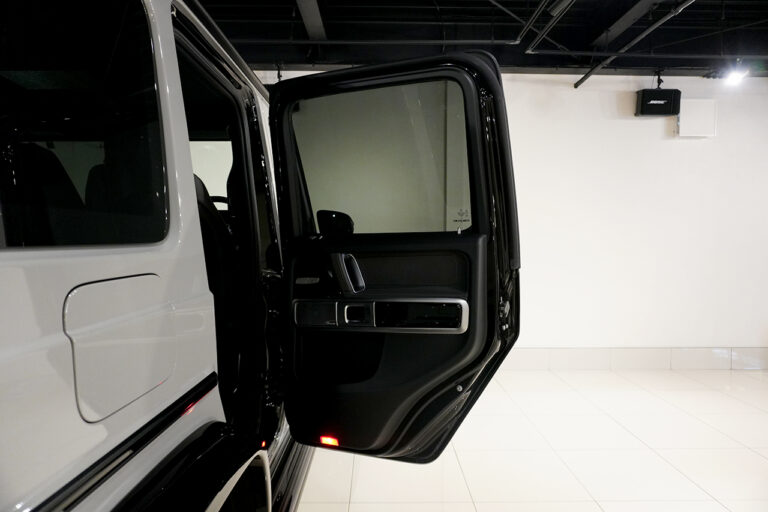 2022年式 メルセデスベンツ G400d Gmanufakturプログラム AMGライン ナイトグレー MQ4096