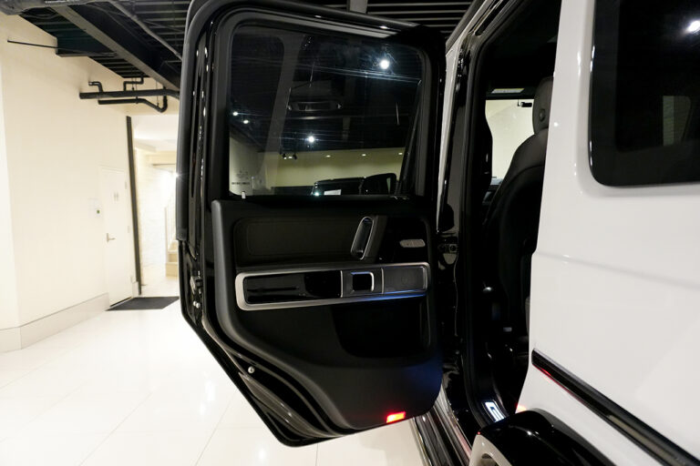 2022年式 メルセデスベンツ G400d Gmanufakturプログラム AMGライン ナイトグレー MQ4096