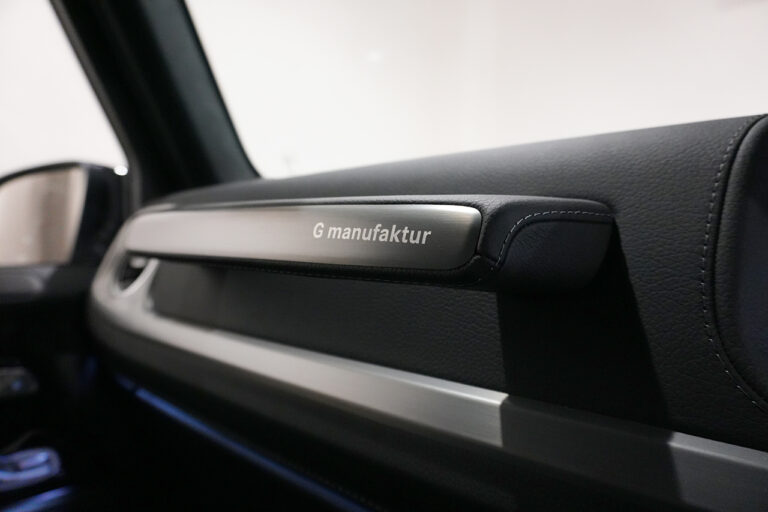 2022年式 メルセデスベンツ G400d Gmanufakturプログラム AMGライン ナイトグレー MQ4096