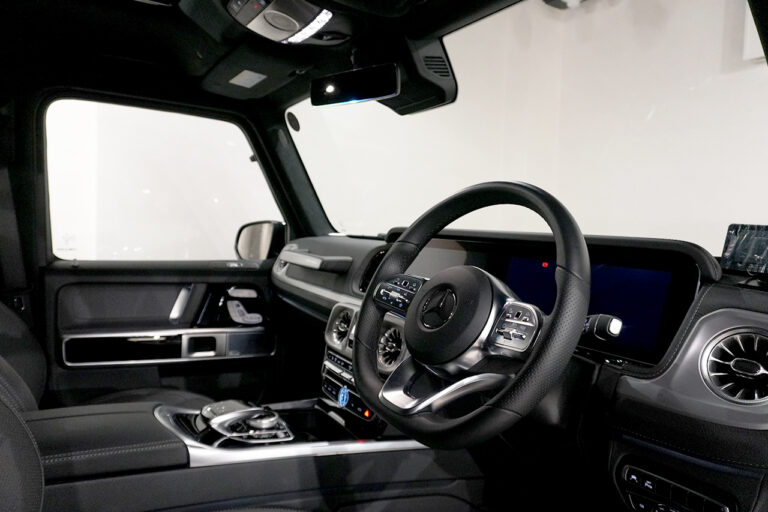 2023年式 メルセデスベンツ G400d ダークブラック Gmanufakturプログラム オブシディアンブラック MQ4102