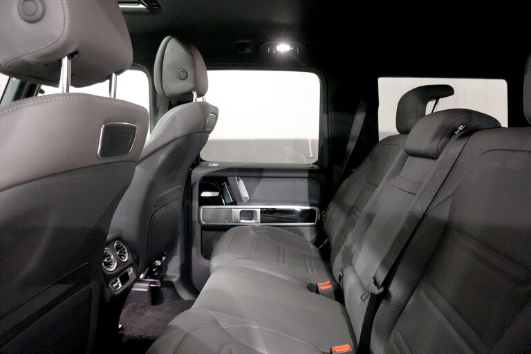 2023年式 メルセデスベンツ G400d ダークブラック Gmanufakturプログラム オブシディアンブラック MQ4102